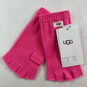 UGG FINGERLESS KNIT GLOVES FRESH PINK ONE SIZE MSRP$45 NWT